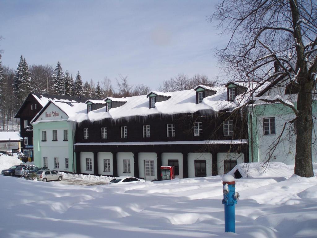 Hotel Dzban Jindrichov 외부 사진