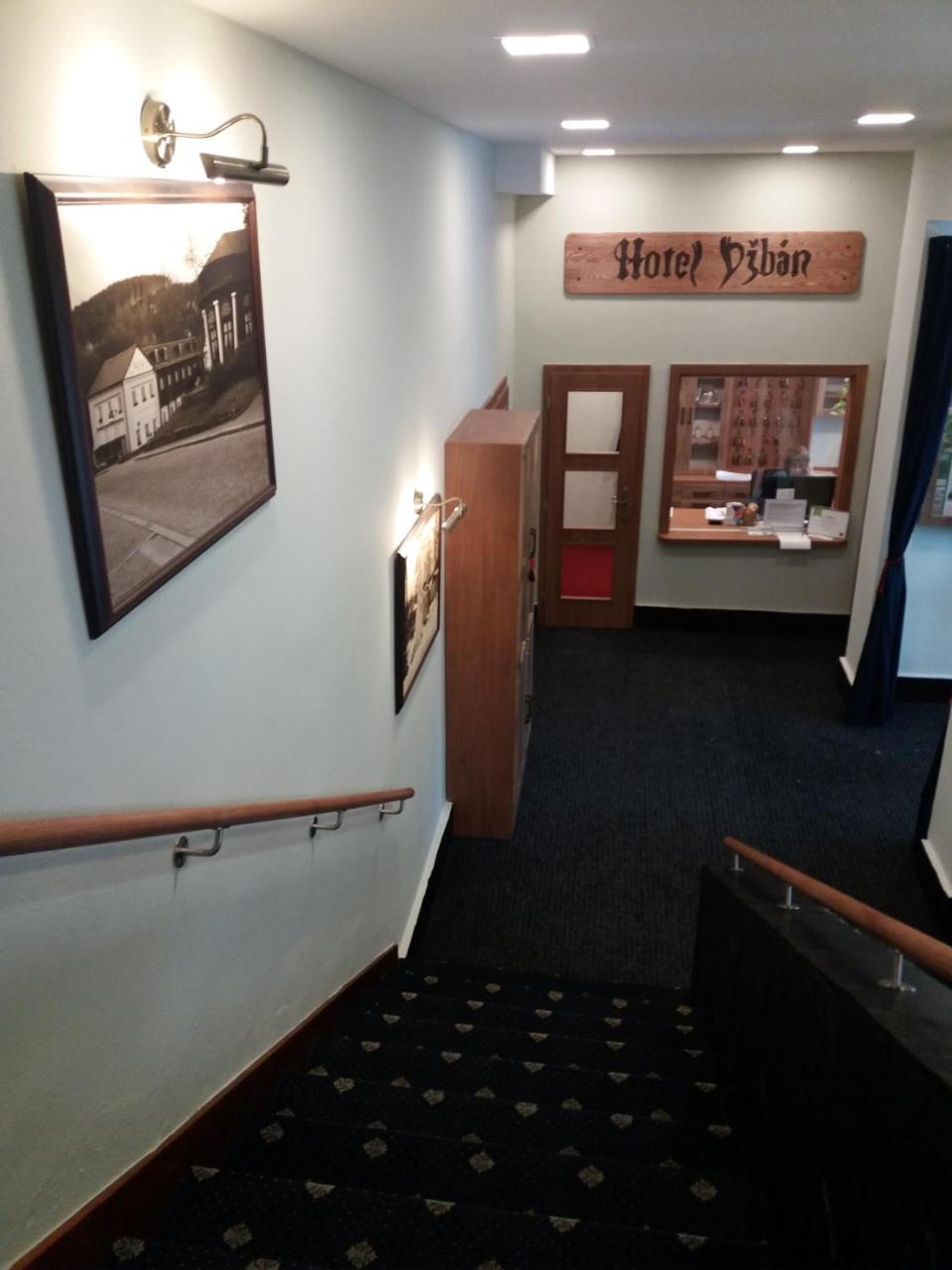 Hotel Dzban Jindrichov 외부 사진