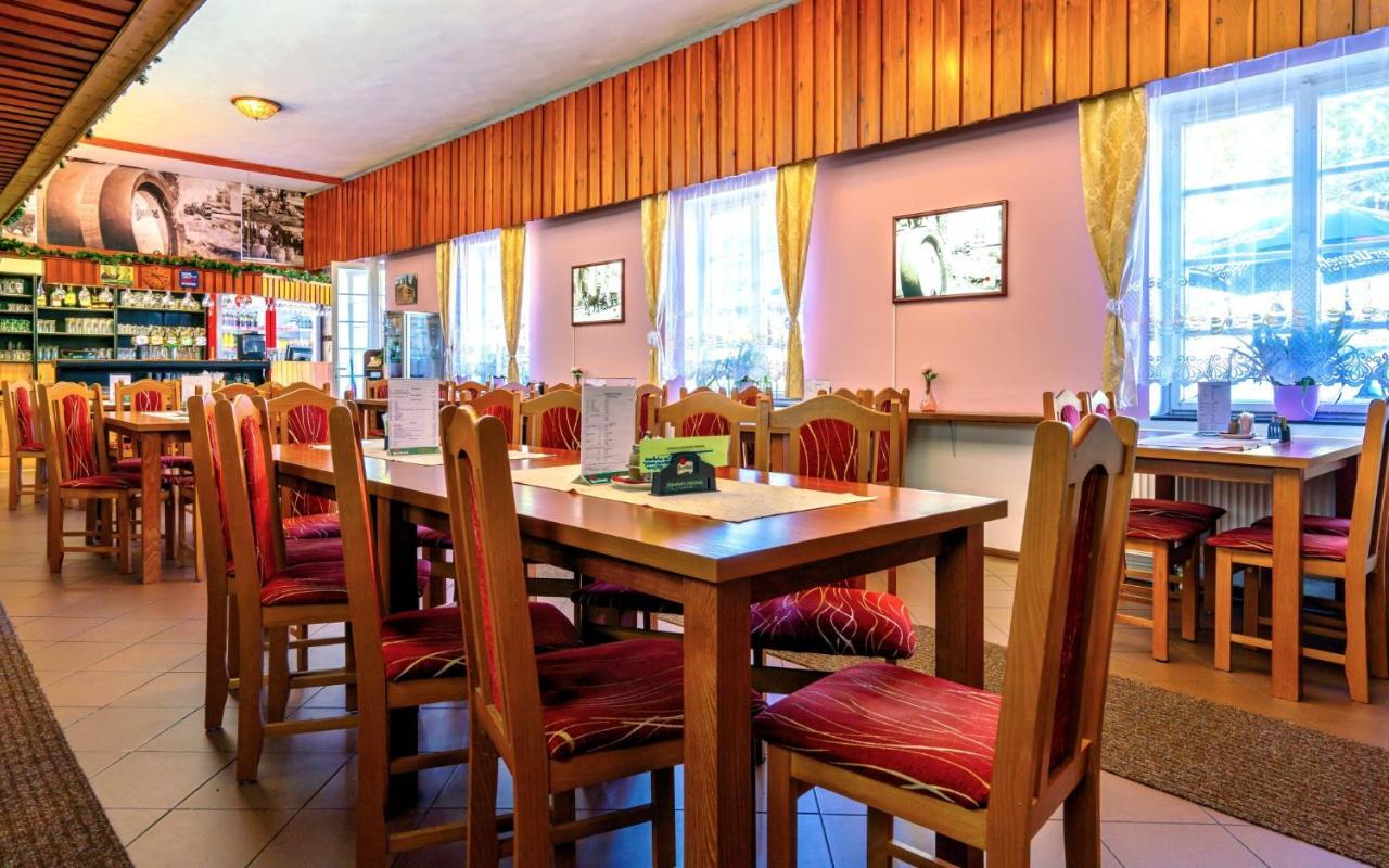 Hotel Dzban Jindrichov 외부 사진